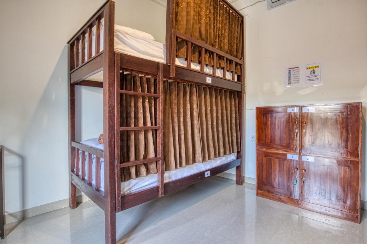 L Degus Hostel Toyapakeh Luaran gambar