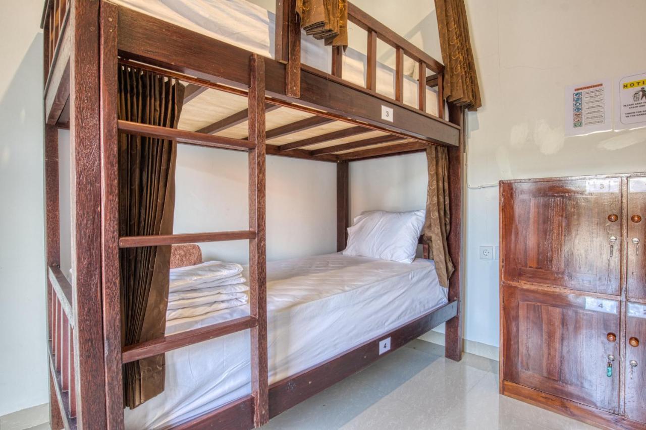 L Degus Hostel Toyapakeh Luaran gambar