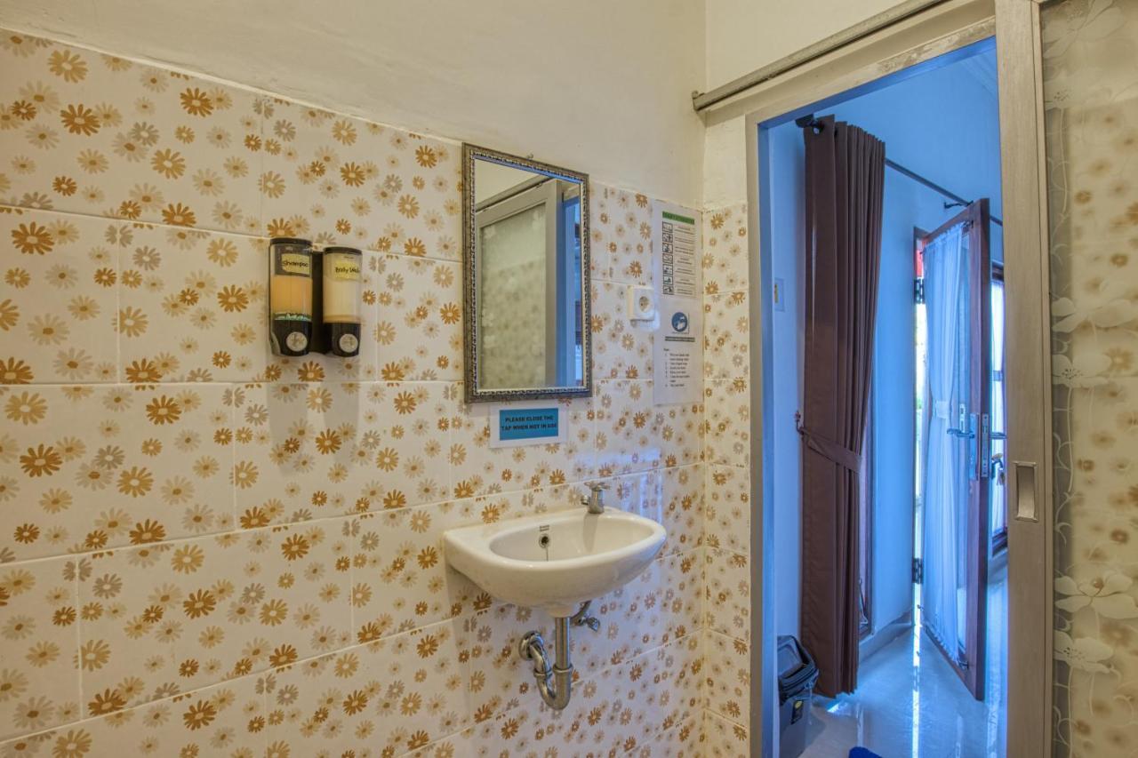 L Degus Hostel Toyapakeh Luaran gambar